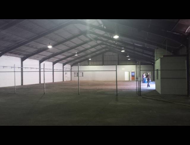 1,300M² FACTORY RENTED IN BRACKENFELL CENTRAL